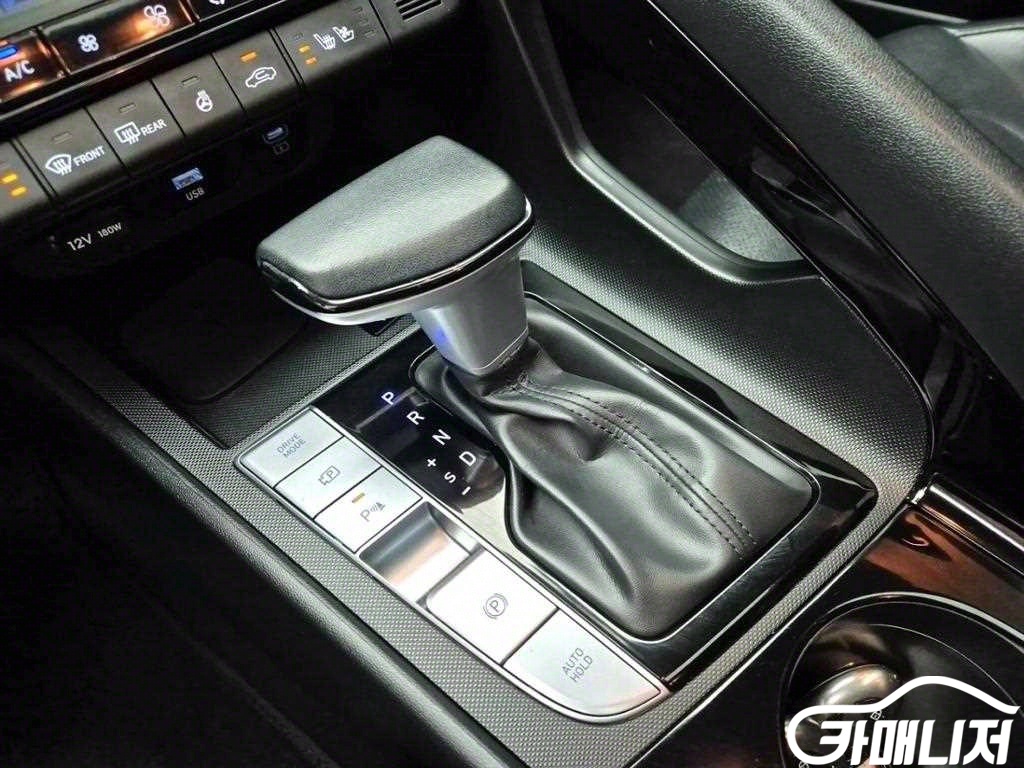 Hyundai Avante The New Avante Hybrid 1.6 HEV thumbnail 8