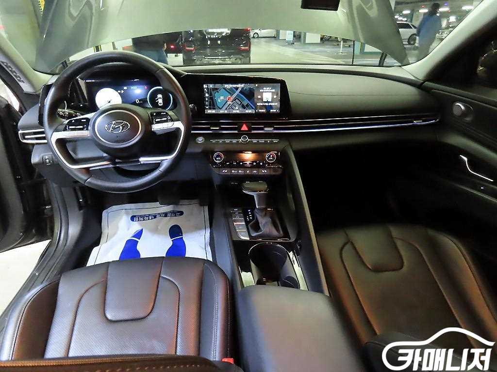 Hyundai Avante 1.6 Inspiration thumbnail 10