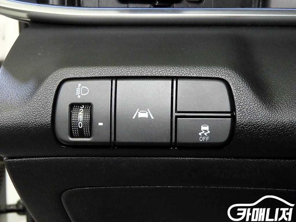 Hyundai Avante 1.6 Inspiration thumbnail 16