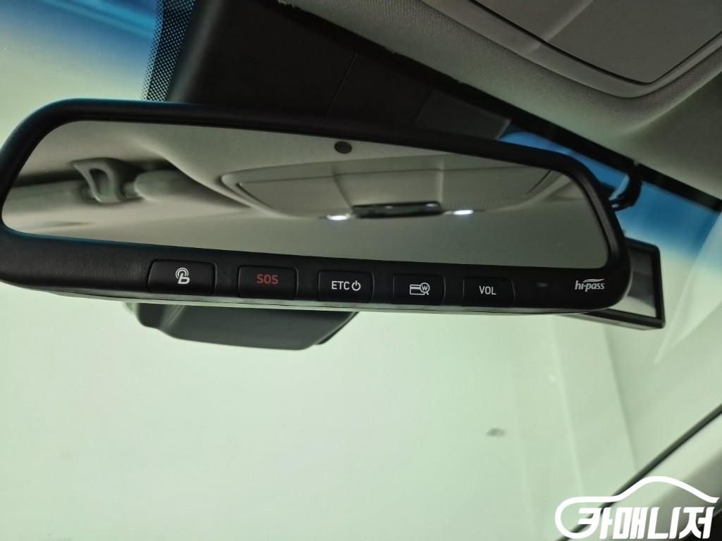 Hyundai Grandeur Grandeur IG Hybrid Exclusive thumbnail 16