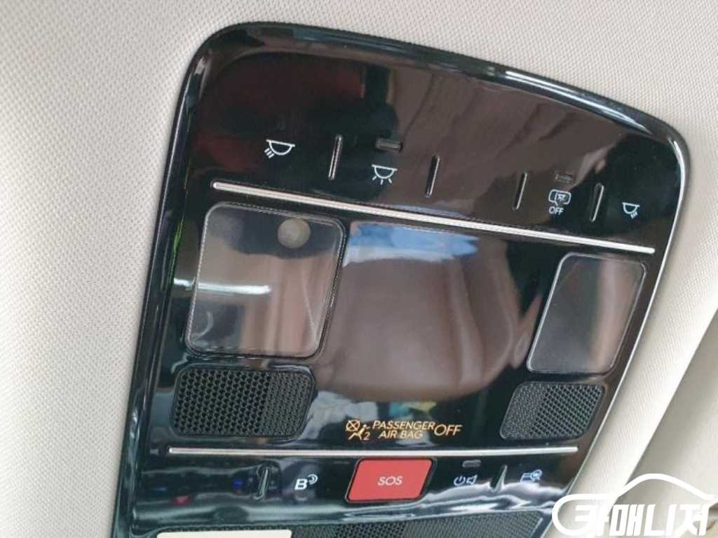 Hyundai Grandeur Gasoline 2.5 2WD thumbnail 11