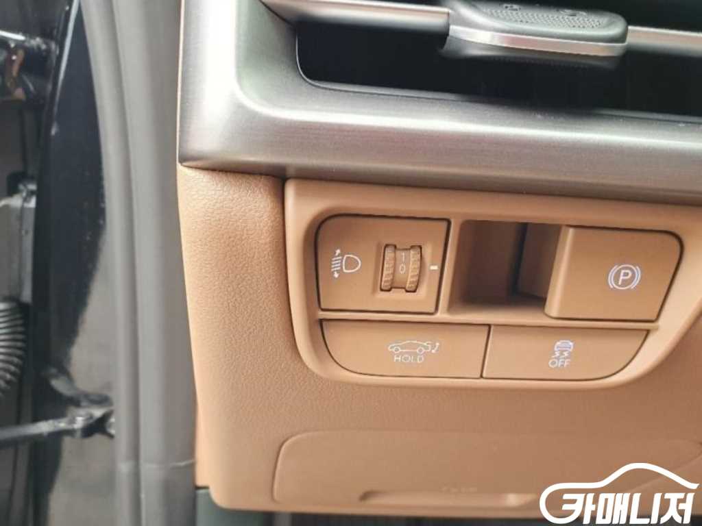 Hyundai Grandeur Gasoline 2.5 2WD thumbnail 7