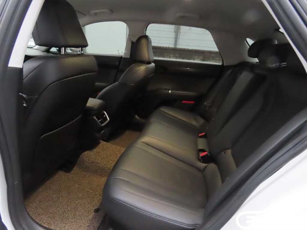 Hyundai Grandeur Grandeur Hybrid Premium thumbnail 7