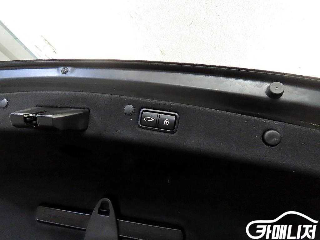 Hyundai Grandeur The New Grandeur IG LPI 3.0 Exclusive thumbnail 16