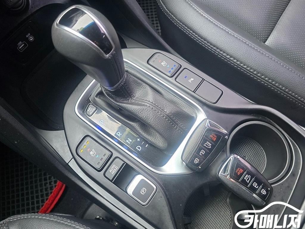 Hyundai Santa Fe Santa Fe The Prime Diesel 2.0 2WD thumbnail 7