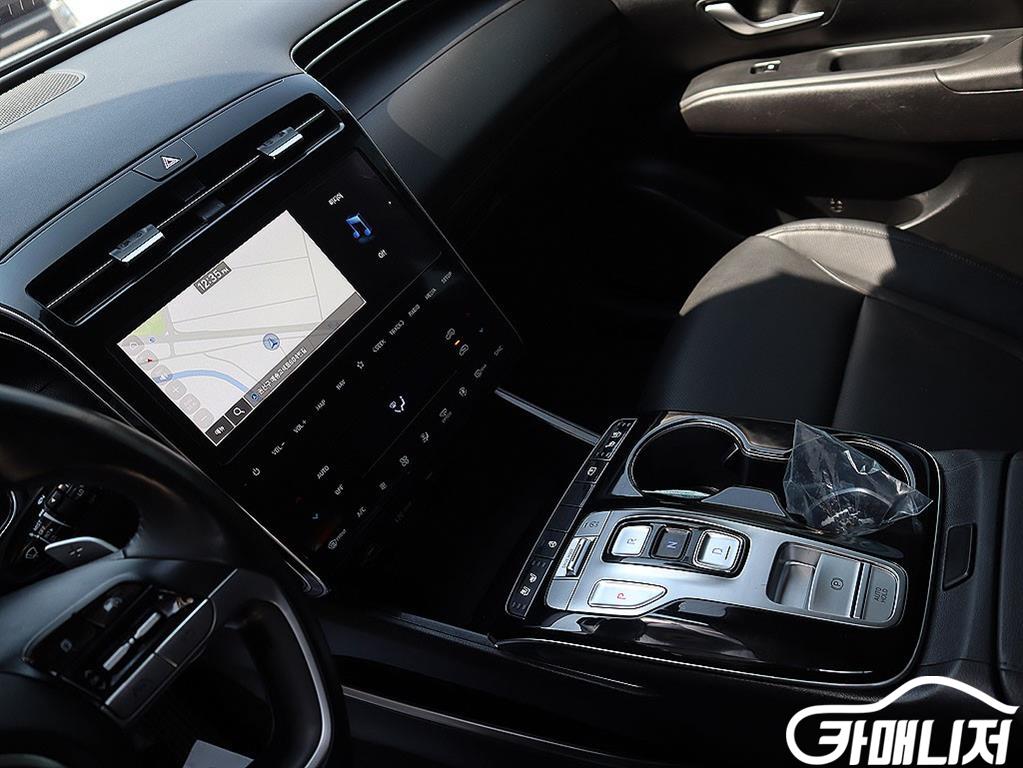 Hyundai Tucson Diesel 2.0 2WD Modern thumbnail 10