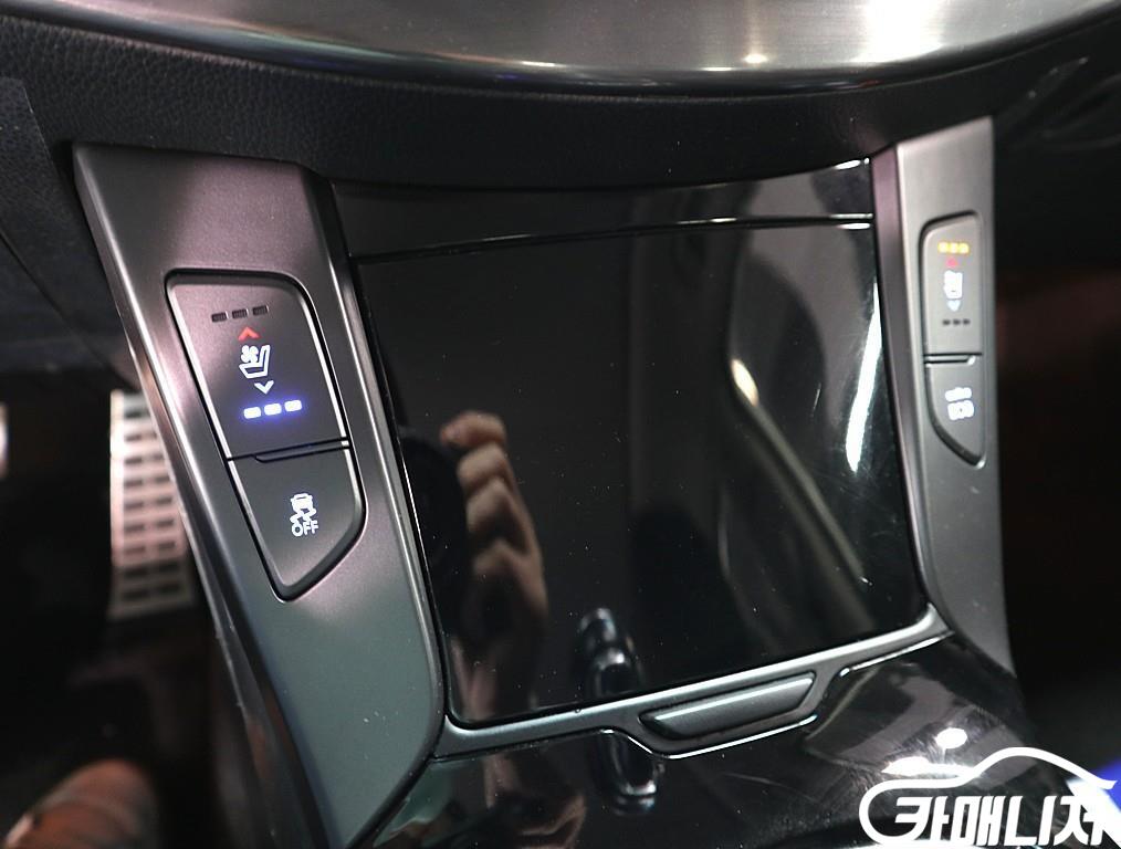 Hyundai i40 i40Saloon 1.7 VGT PREMIUM thumbnail 15