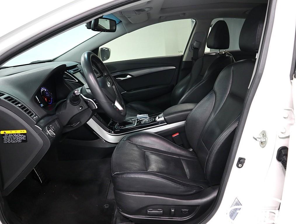 Hyundai i40 i40Saloon 1.7 VGT PREMIUM thumbnail 17