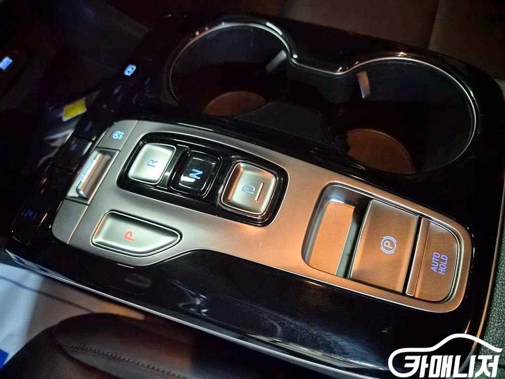 Hyundai Tucson Diesel 2.0 2WD Modern thumbnail 11