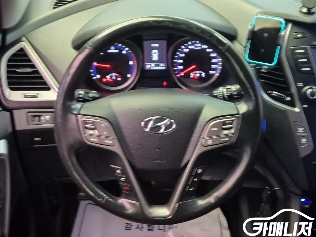 Hyundai Santa Fe Santa Fe DM Diesel 2WD 2.0 Premium thumbnail 7