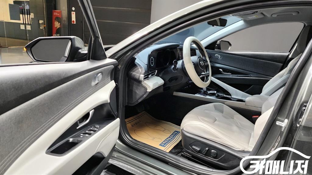 Hyundai Avante 1.6 Modern thumbnail 11