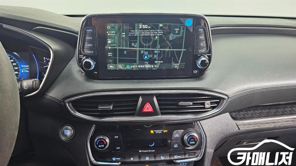 Hyundai Santa Fe Santa Fe TM Gasoline 2.0T 4WD thumbnail 14