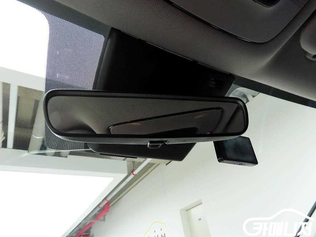 Hyundai Sonata Sonata Hybrid Smart thumbnail 15