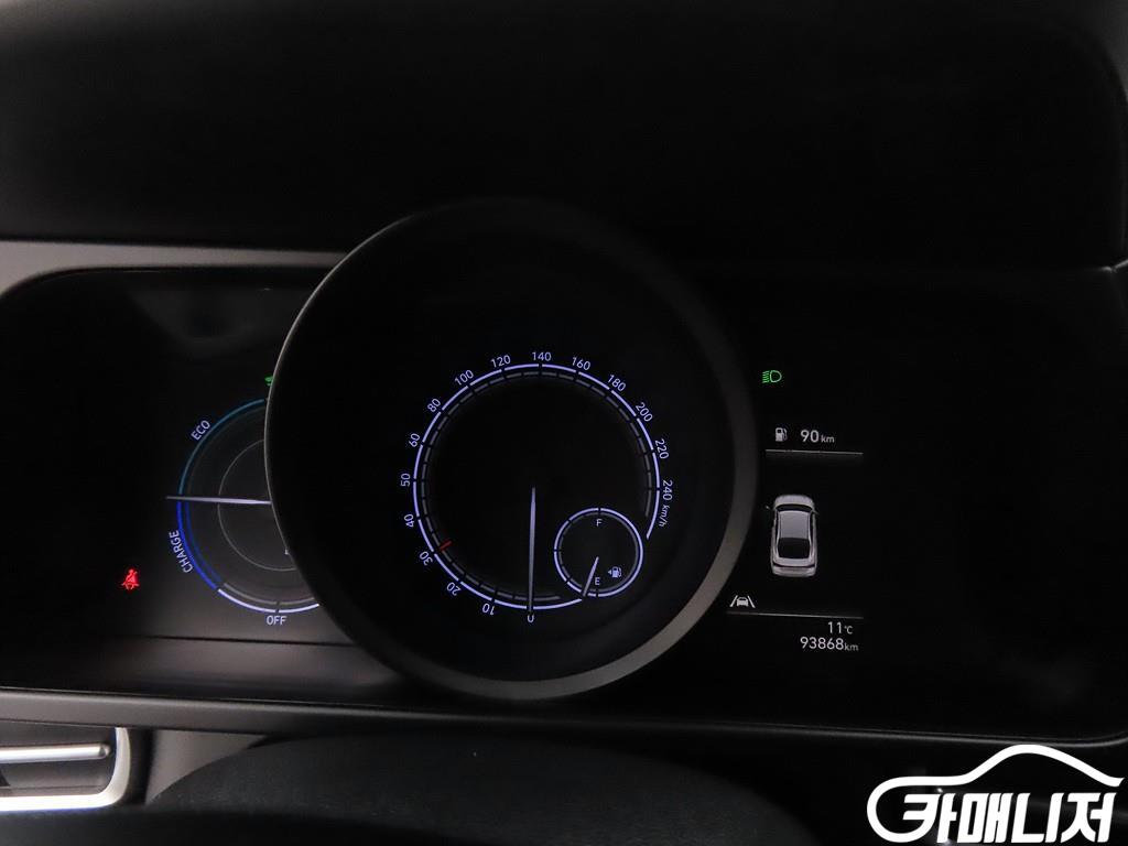 Hyundai Avante Avante Hybrid Modern thumbnail 9