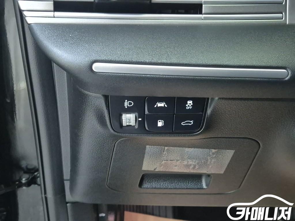 Hyundai Grandeur The New Grandeur IG 2.5 Premium Choice thumbnail 16