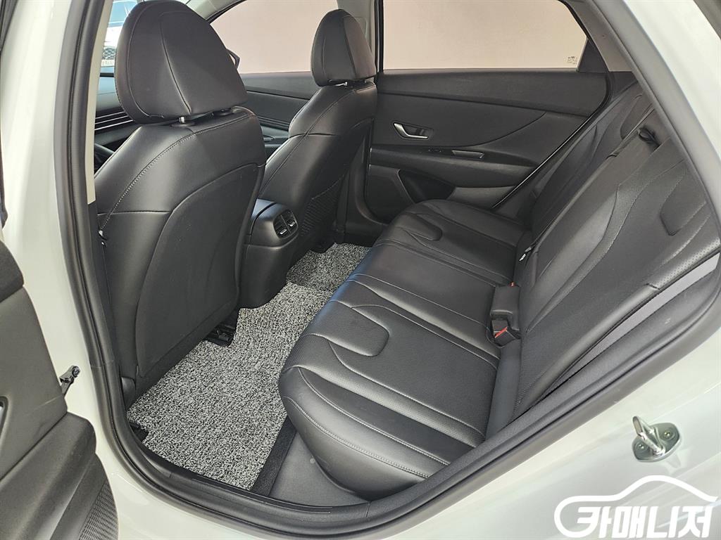 Hyundai Avante 1.6 Modern thumbnail 9