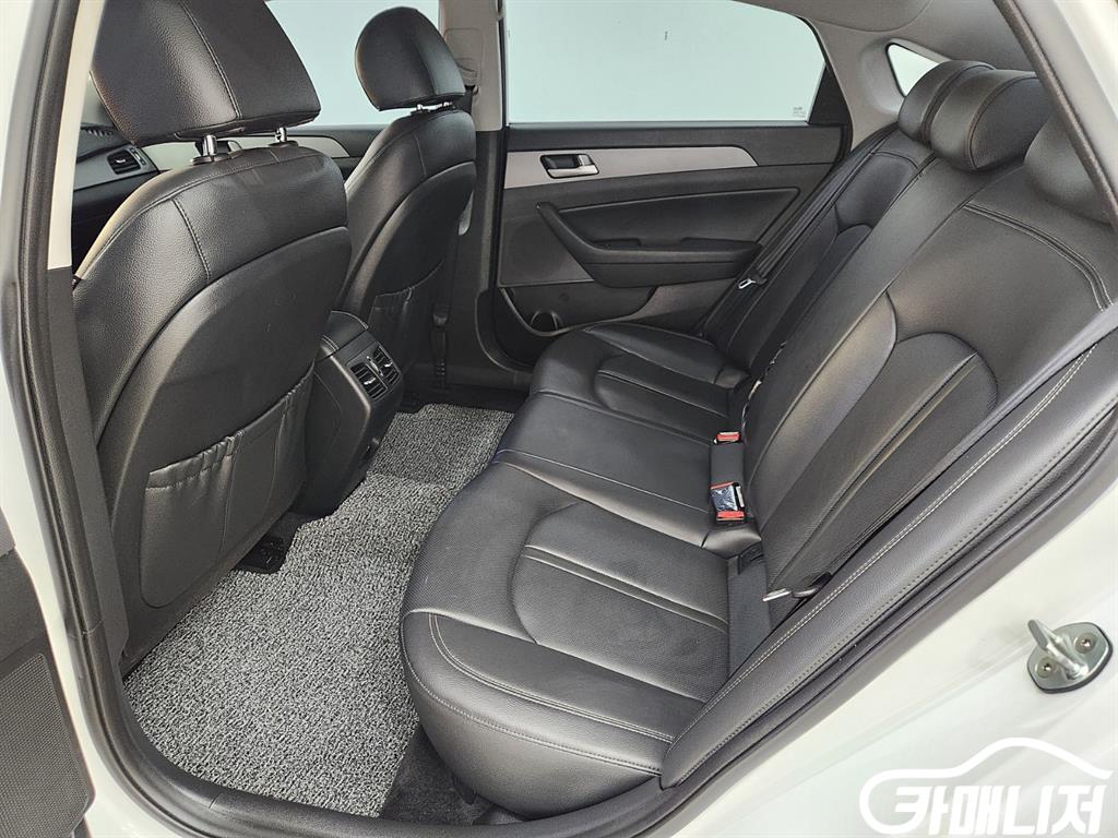 Hyundai Sonata Sonata New Rise 2.0 Smart thumbnail 9