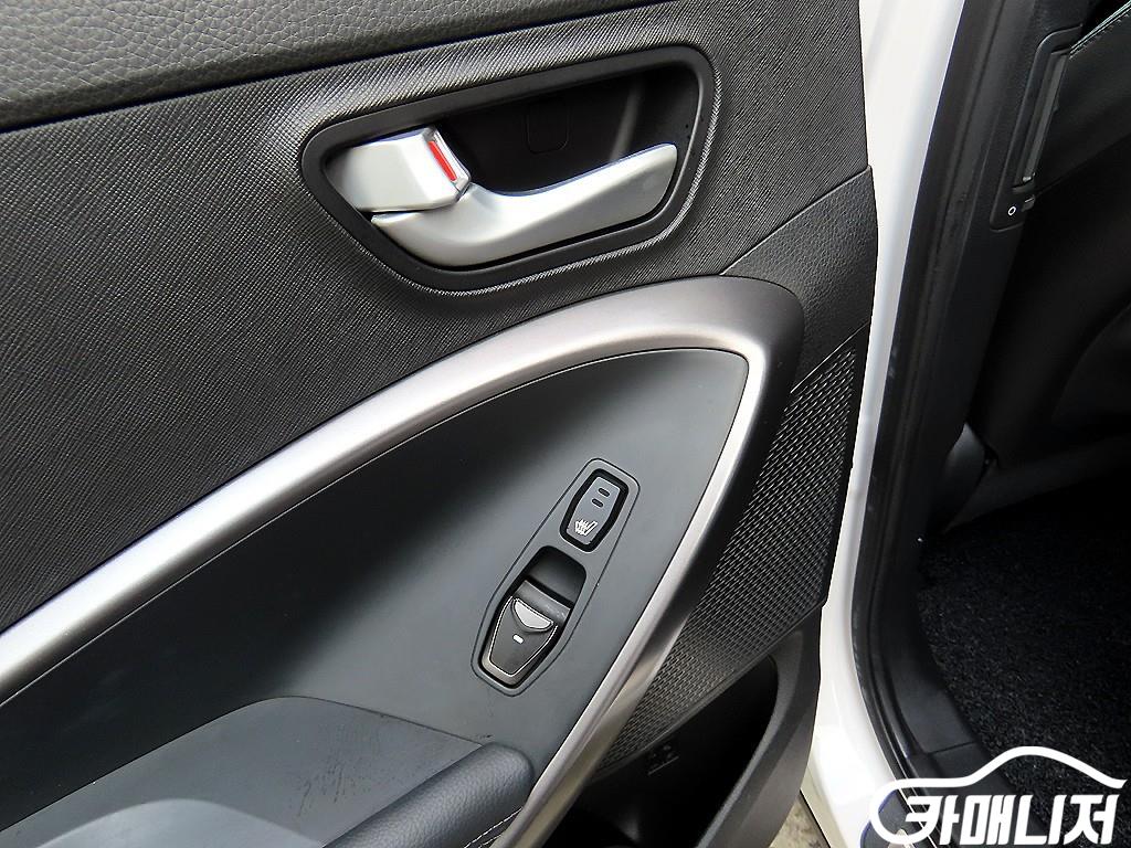 Hyundai Santa Fe Santa Fe DM Diesel 4WD 2.0 Premium thumbnail 16