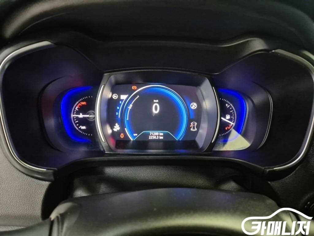 Renault Korea QM6 Gasoline 2WD RE Signature thumbnail 6
