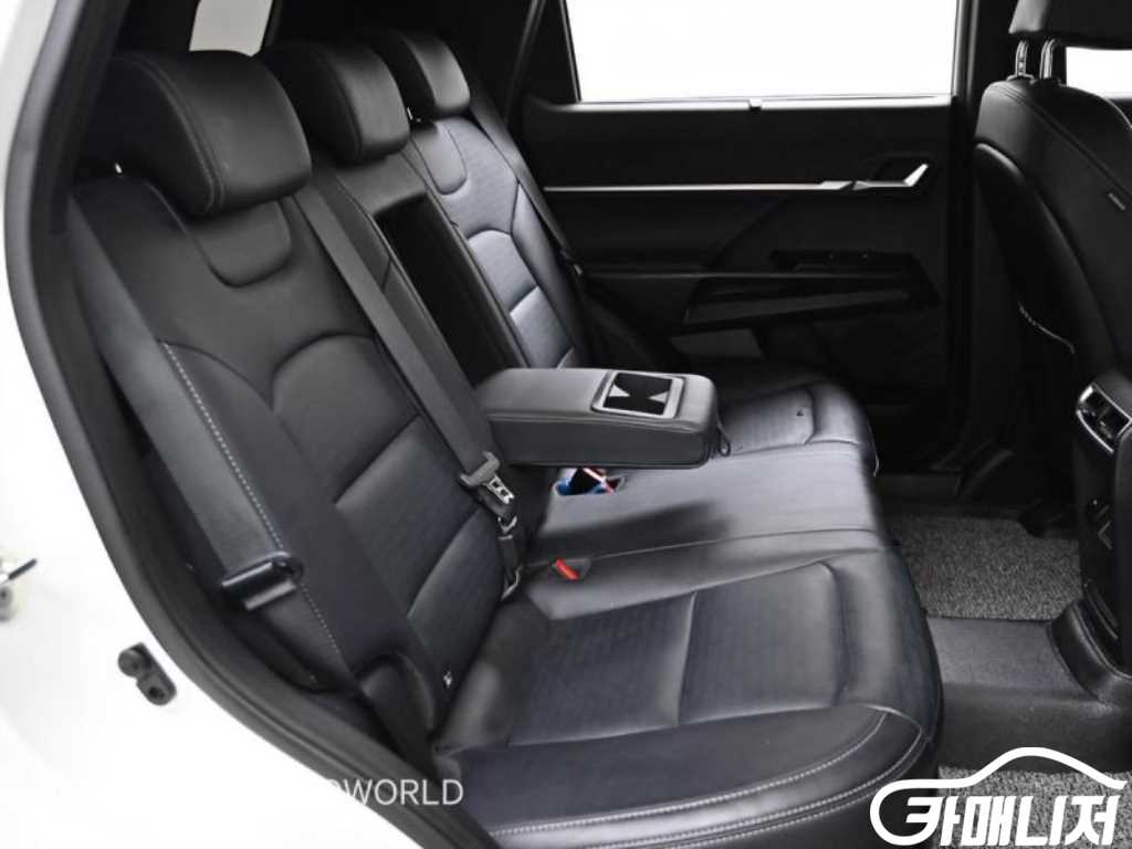 KG Mobility Torres 1.5 GDI-T 2WD thumbnail 12