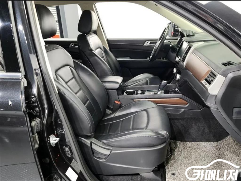 KG Mobility Rexton G4 Rexton Diesel 2.2 4WD thumbnail 11