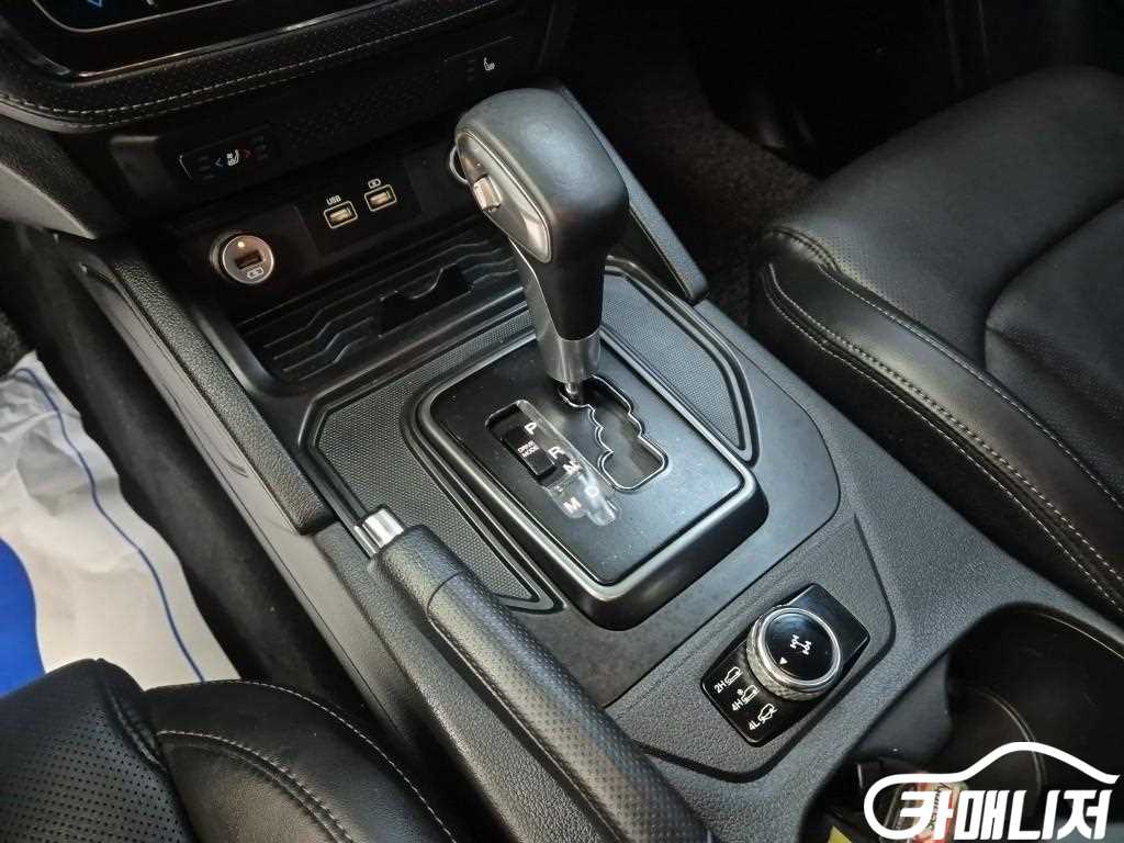 KG Mobility Rexton The New Rexton Sports Diesel 2.2 4WD thumbnail 8