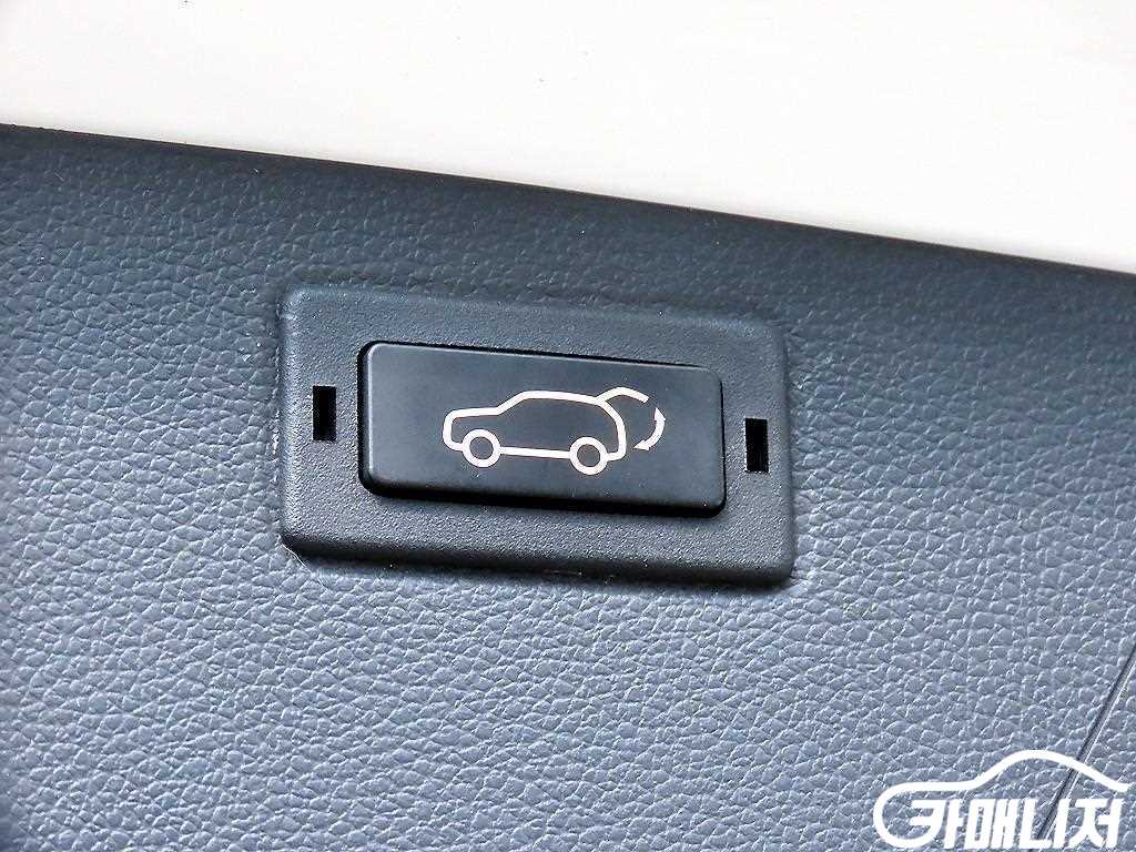 KG Mobility Korando ByutipulKorando 2WD Gasoline 1.5 C7 thumbnail 14