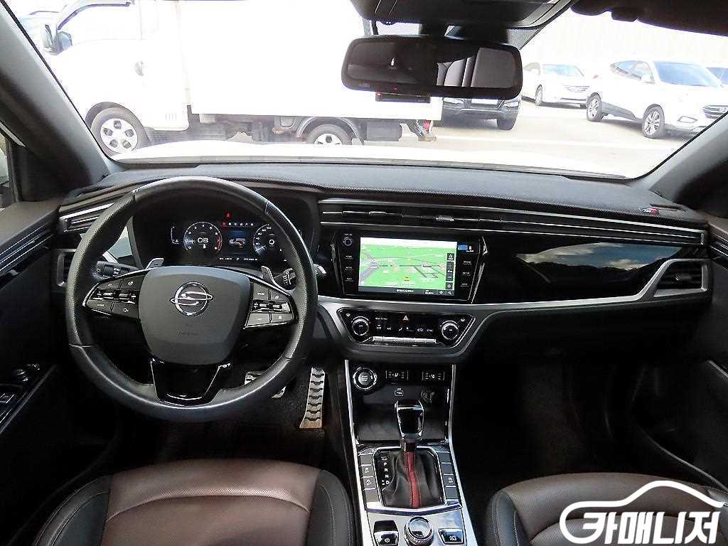 KG Mobility Korando ByutipulKorando 2WD Gasoline 1.5 C7 thumbnail 9