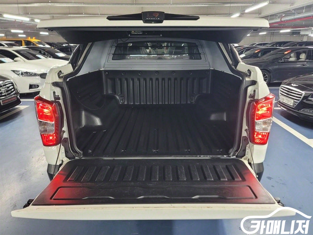 KG Mobility Rexton Rexton Sports Khan Diesel 2.2 4WD thumbnail 5