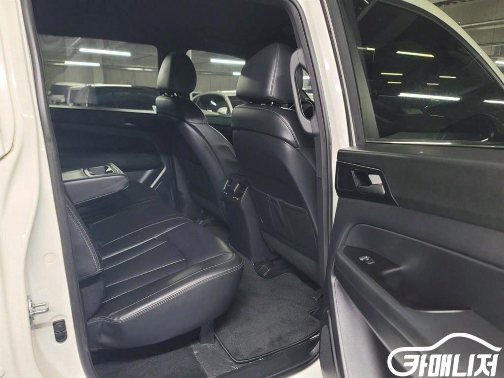 KG Mobility Rexton Rexton Sports Khan Diesel 2.2 4WD thumbnail 8