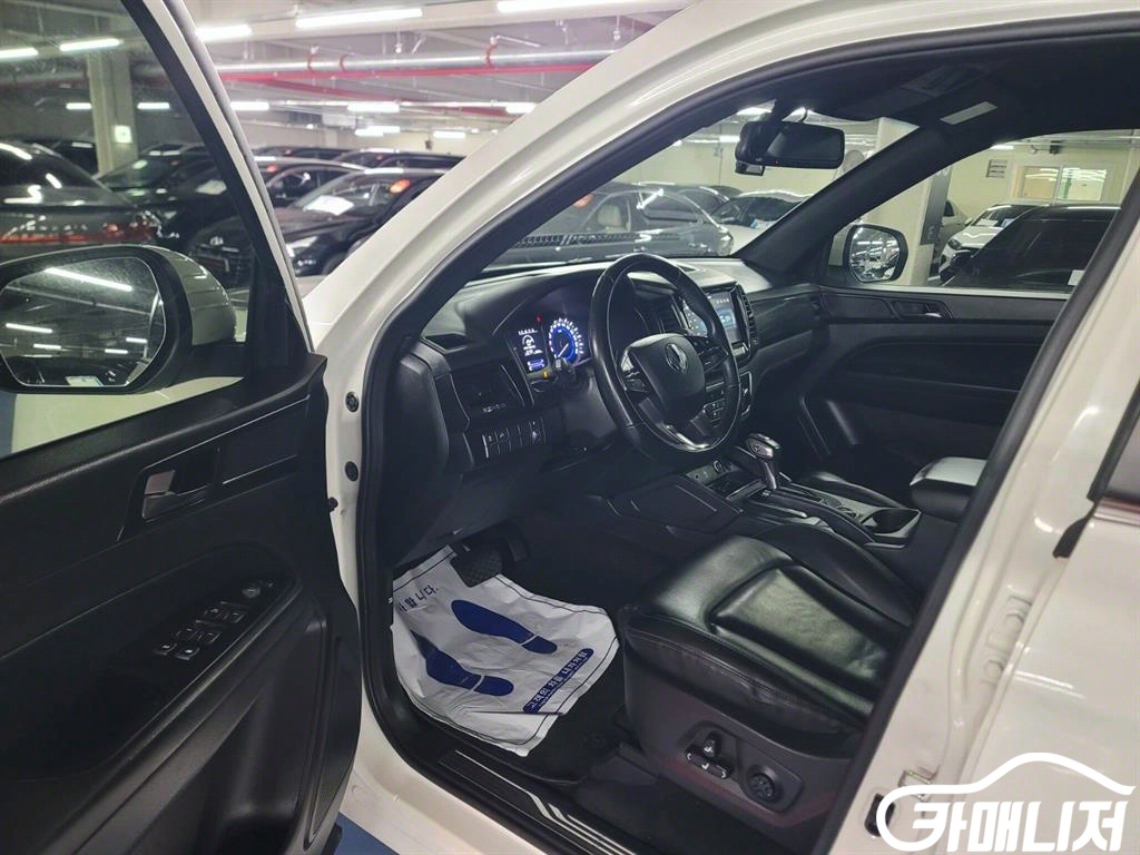 KG Mobility Rexton Rexton Sports Khan Diesel 2.2 4WD thumbnail 9