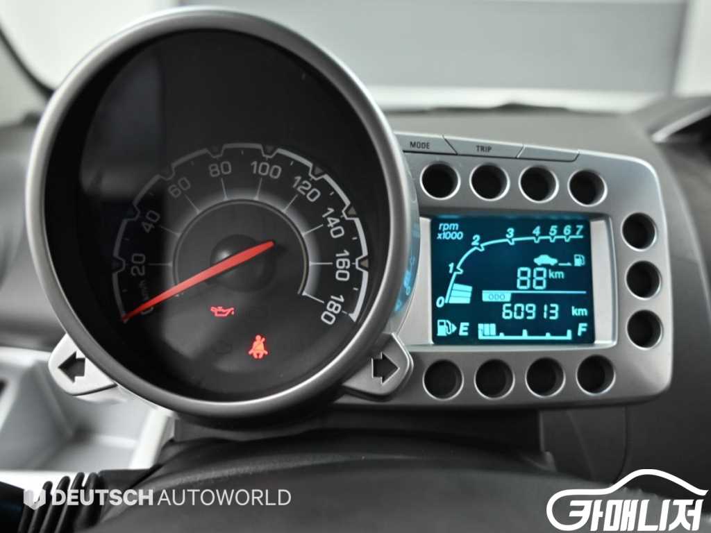 Chevrolet Spark LT thumbnail 8