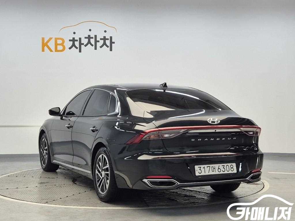 Hyundai Grandeur The New Grandeur IG LPI 3.0 Premium thumbnail 2