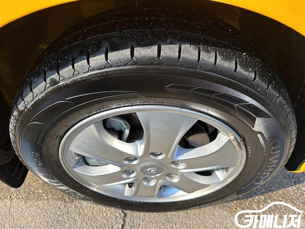 Hyundai Starex The New Grand Starex Child Safety Vehicle LPi thumbnail 17