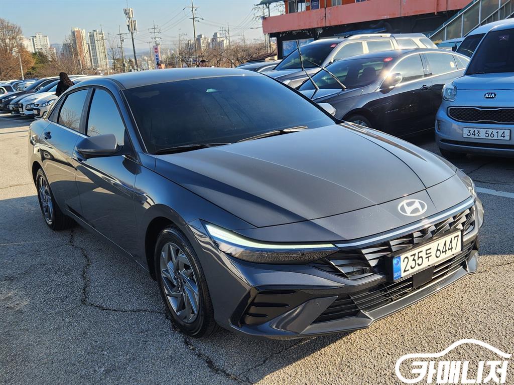 Hyundai Avante The New Avante 1.6 Gasoline thumbnail 3