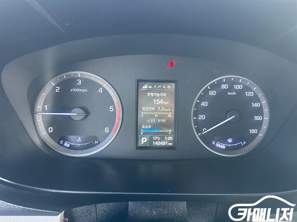 Hyundai Solati Luxury thumbnail 8