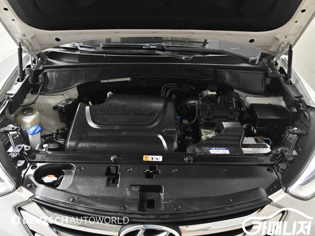 Hyundai Santa Fe Santa Fe DM Diesel 4WD 2.0 Premium thumbnail 6