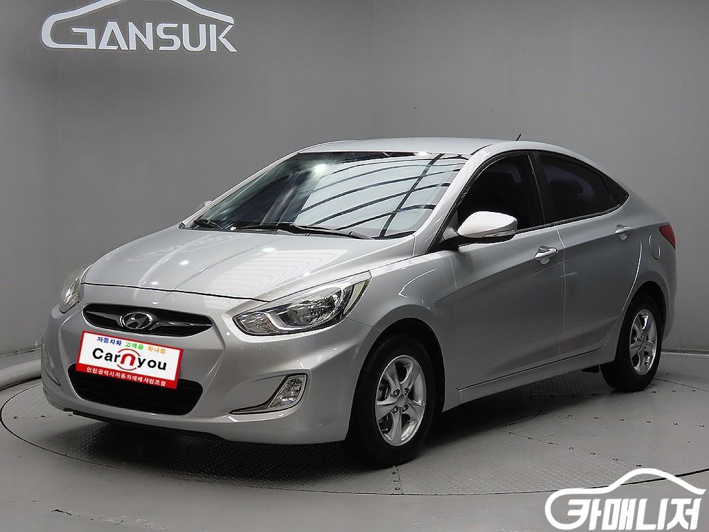 Hyundai Accent AccentFacelift 1.6GDI Premier thumbnail 2