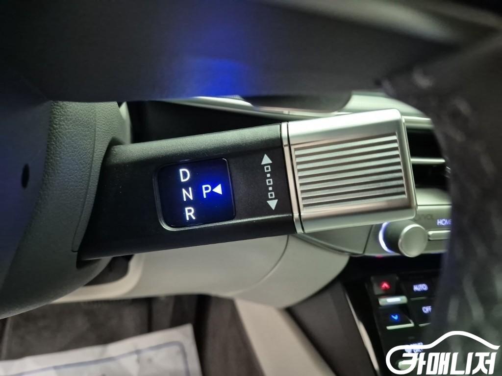 Hyundai Grandeur Grandeur Hybrid Premium thumbnail 8