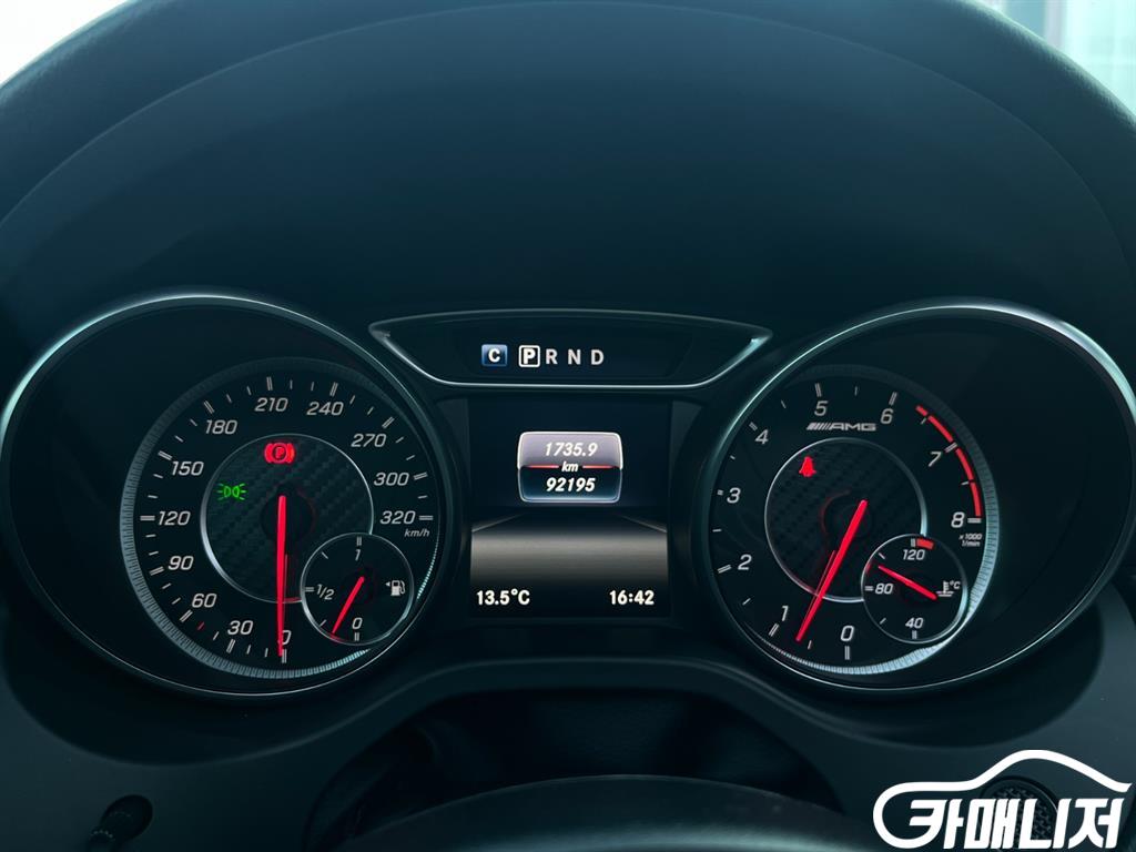 Mercedes-Benz A-Class A-Class W176 A45 AMG 4MATIC thumbnail 8