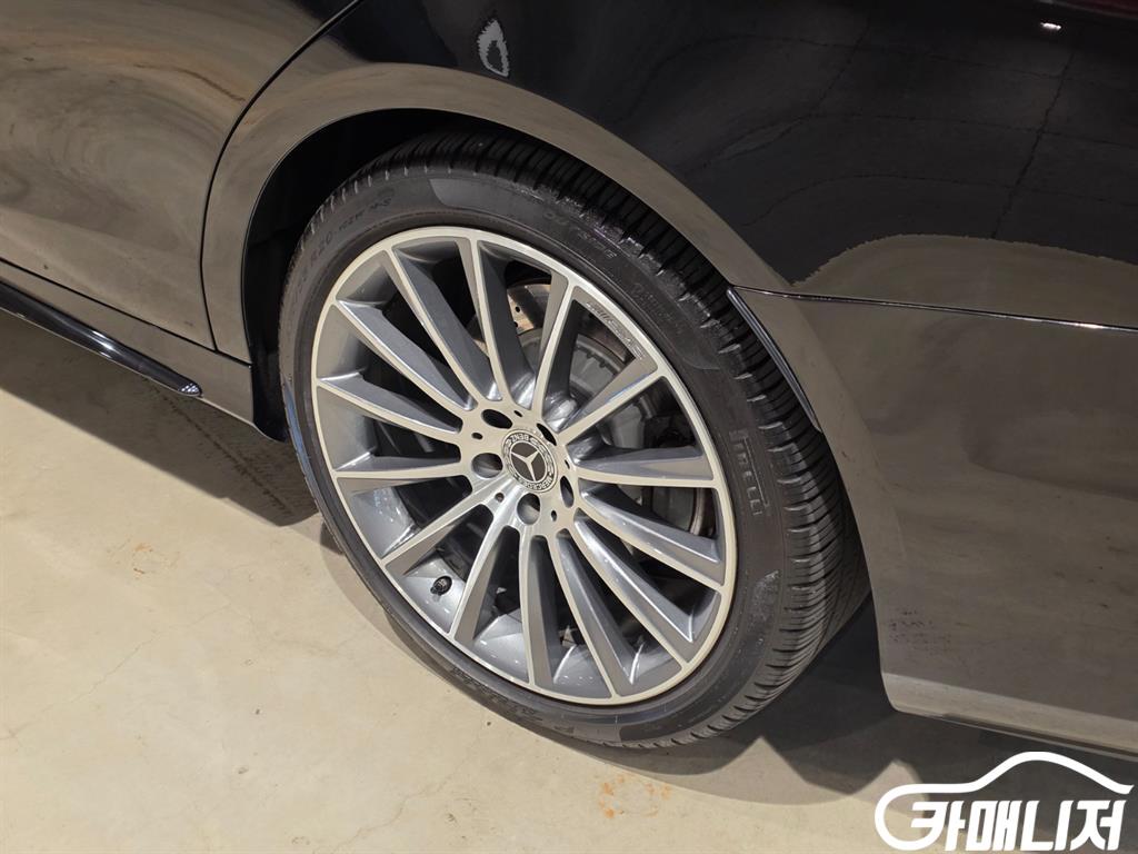 Mercedes-Benz S-Class S-Class-W222 S 450L 4MATIC thumbnail 5