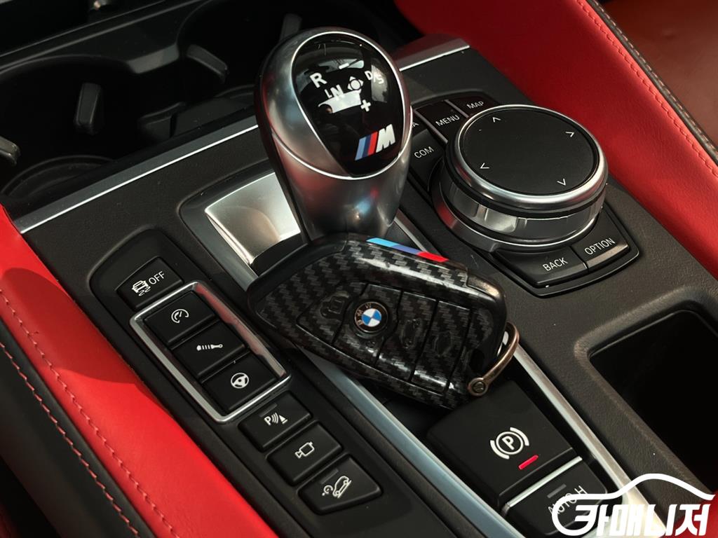 BMW X6 X6 M thumbnail 13