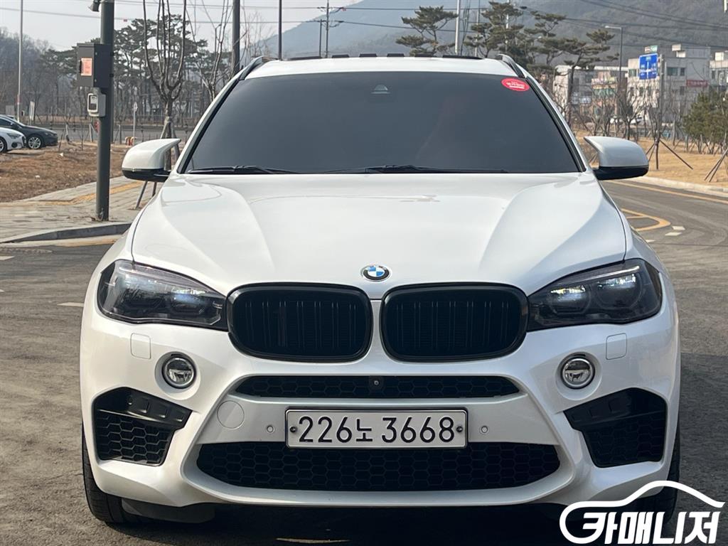 BMW X6 X6 M thumbnail 2