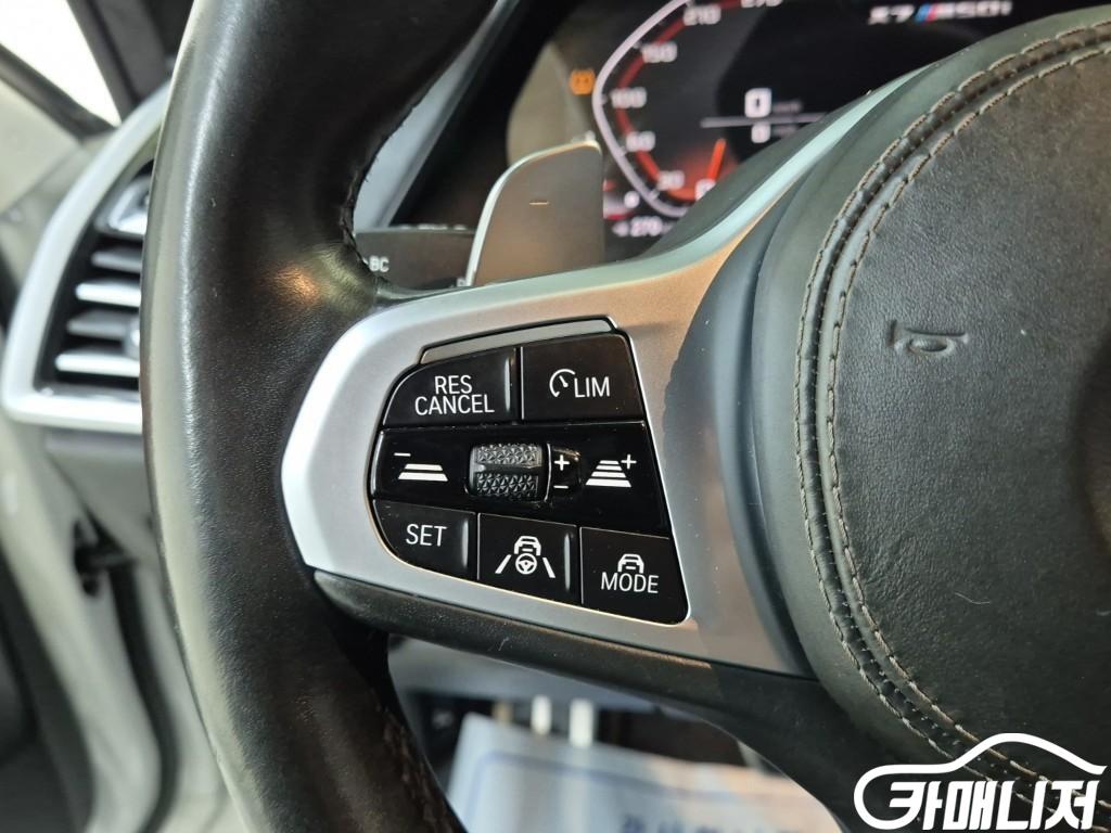 BMW X7 xDrive 40i M Sport thumbnail 10