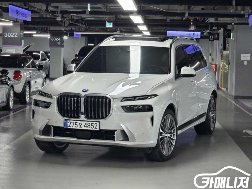 BMW X7 xDrive 40i Design Pure Ekselreonseu 7-Seater thumbnail 4