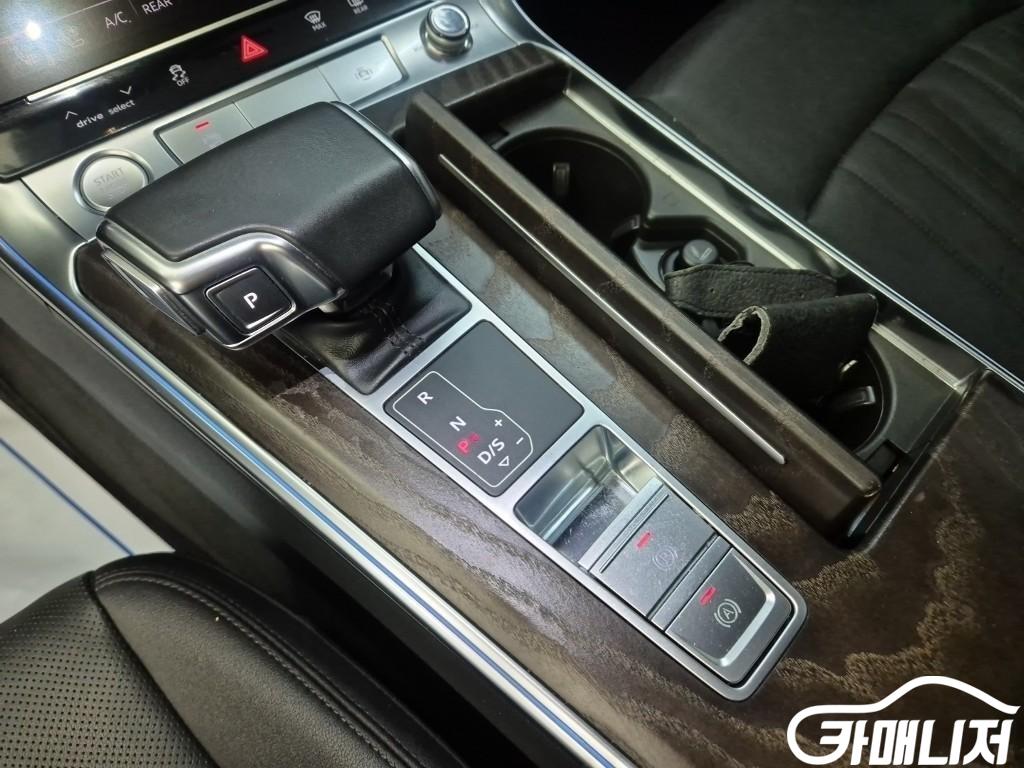 Audi A6 45 TFSI Quattro Premium thumbnail 13