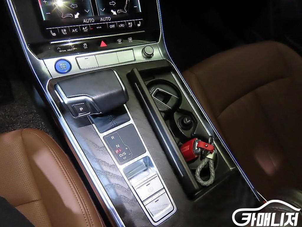 Audi A6 45 TFSI Premium thumbnail 12