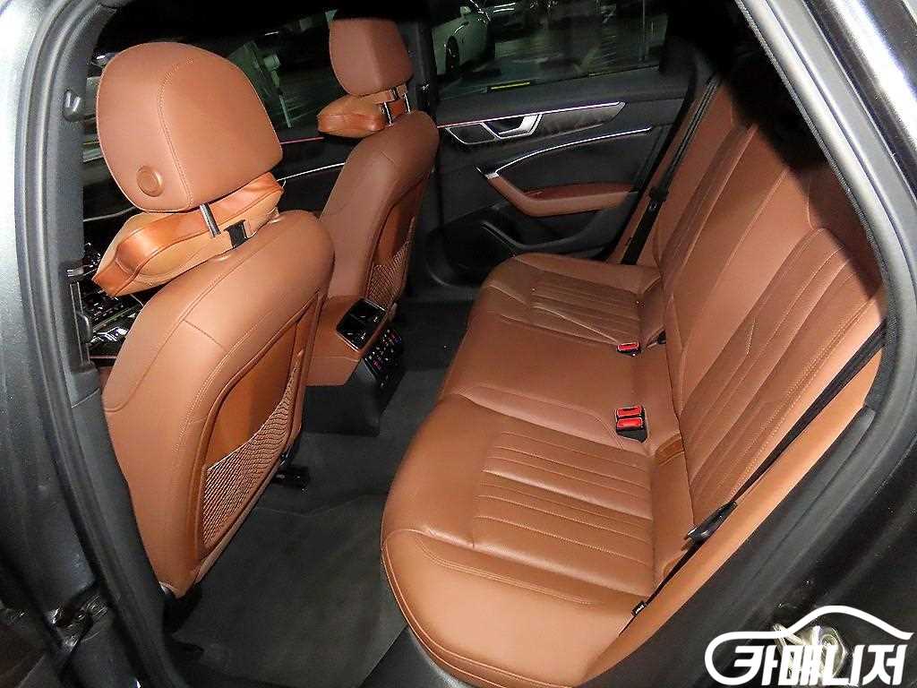 Audi A6 45 TFSI Premium thumbnail 7