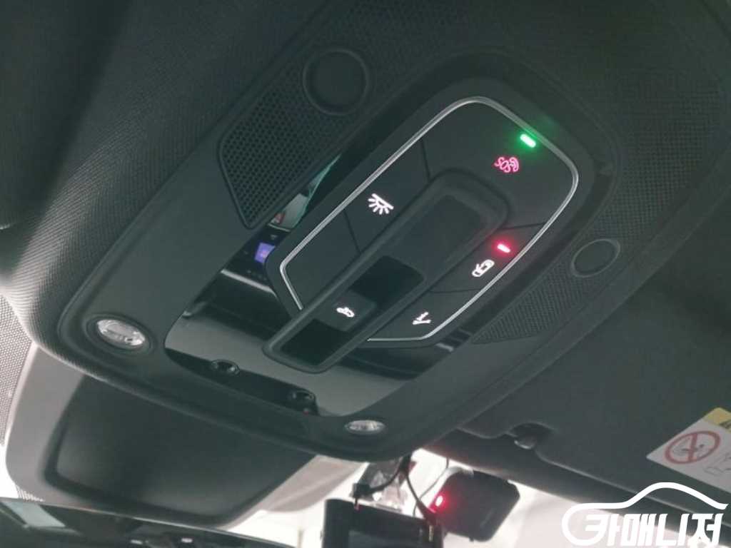 Audi A7 55 TFSI Quattro Premium thumbnail 16