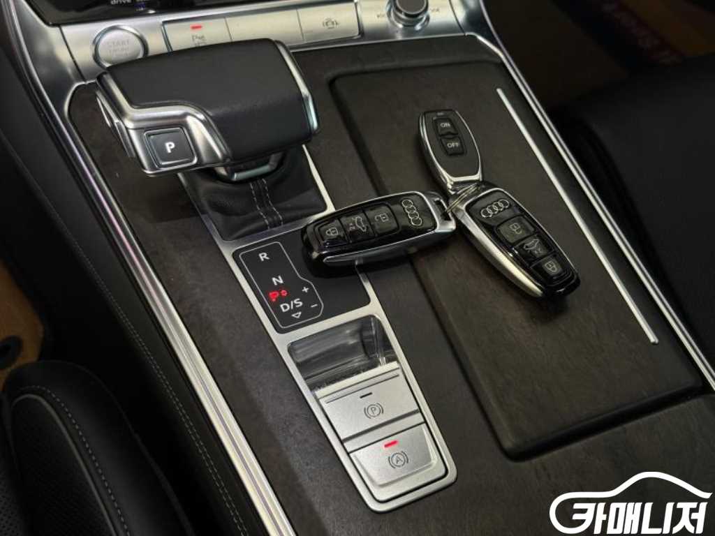 Audi A7 55 TFSI Quattro Premium thumbnail 14